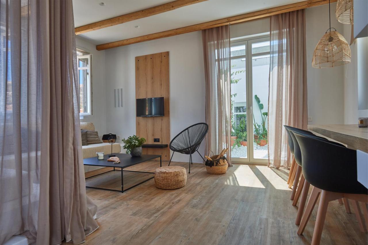 パロス島Casa Mardiva Terraアパートメント エクステリア 写真